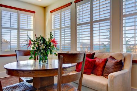 Why Faux Wood Blinds Are A Smart And Stylish Choice